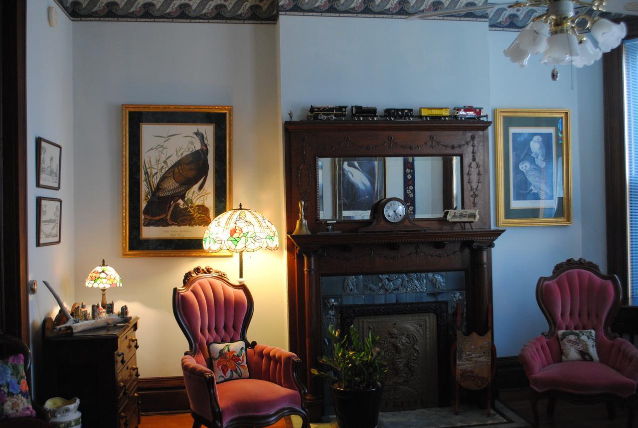 L&N Bed And Breakfast Ltd Henderson Eksteriør billede
